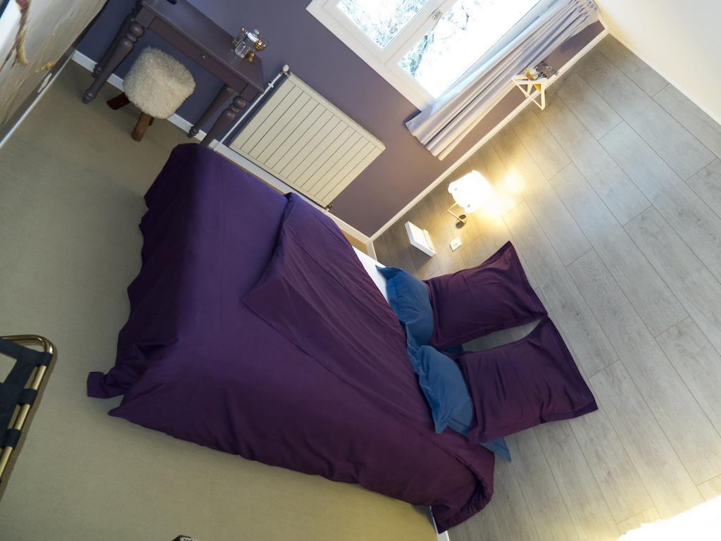 Hotel Au Fil De L'Eau - La Malate Besançon Quarto foto